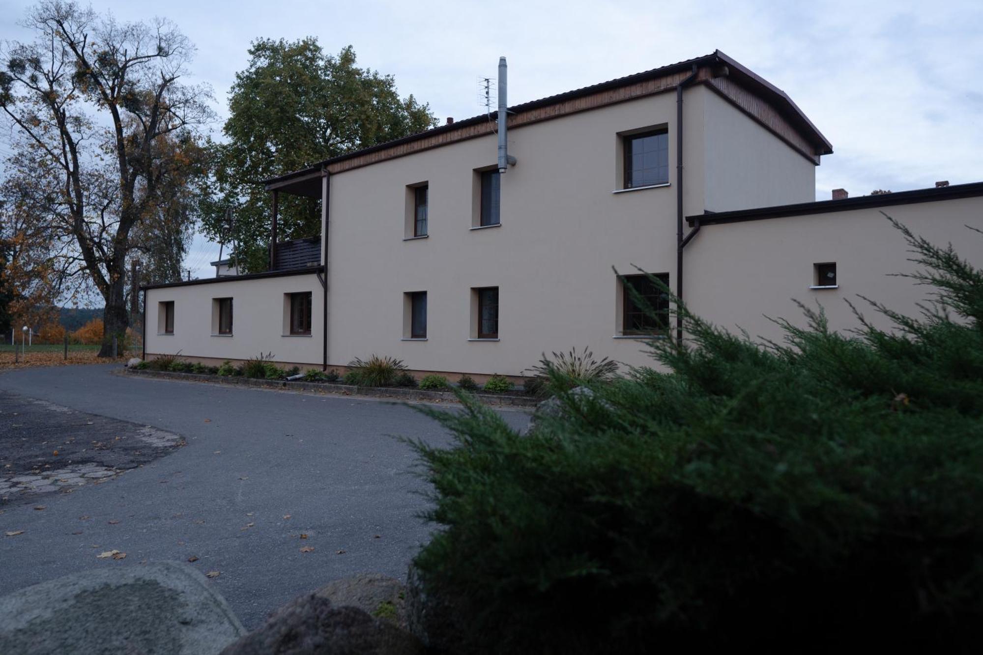 Uroczysko Olesnica Bed & Breakfast Chodziez Bagian luar foto