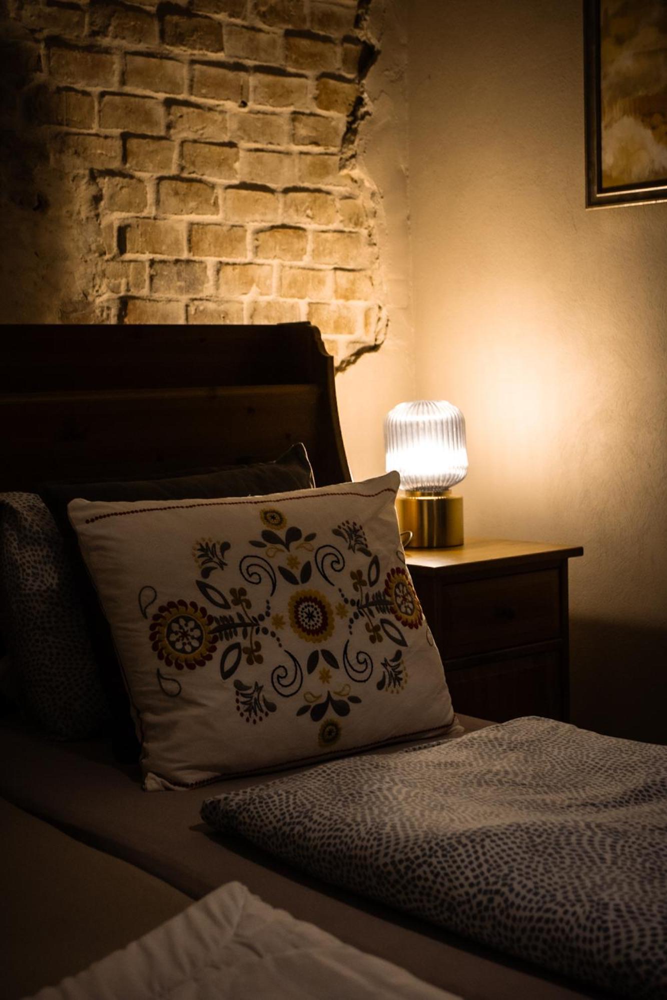 Uroczysko Olesnica Bed & Breakfast Chodziez Ruang foto
