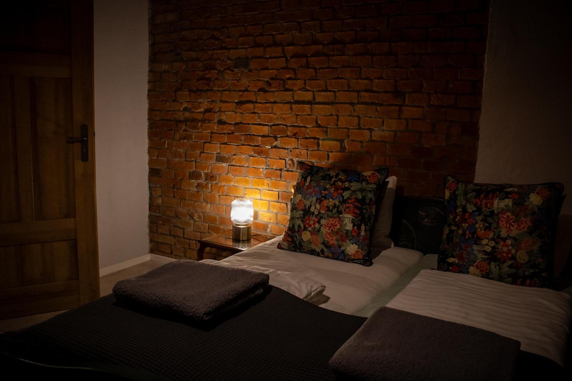 Uroczysko Olesnica Bed & Breakfast Chodziez Ruang foto