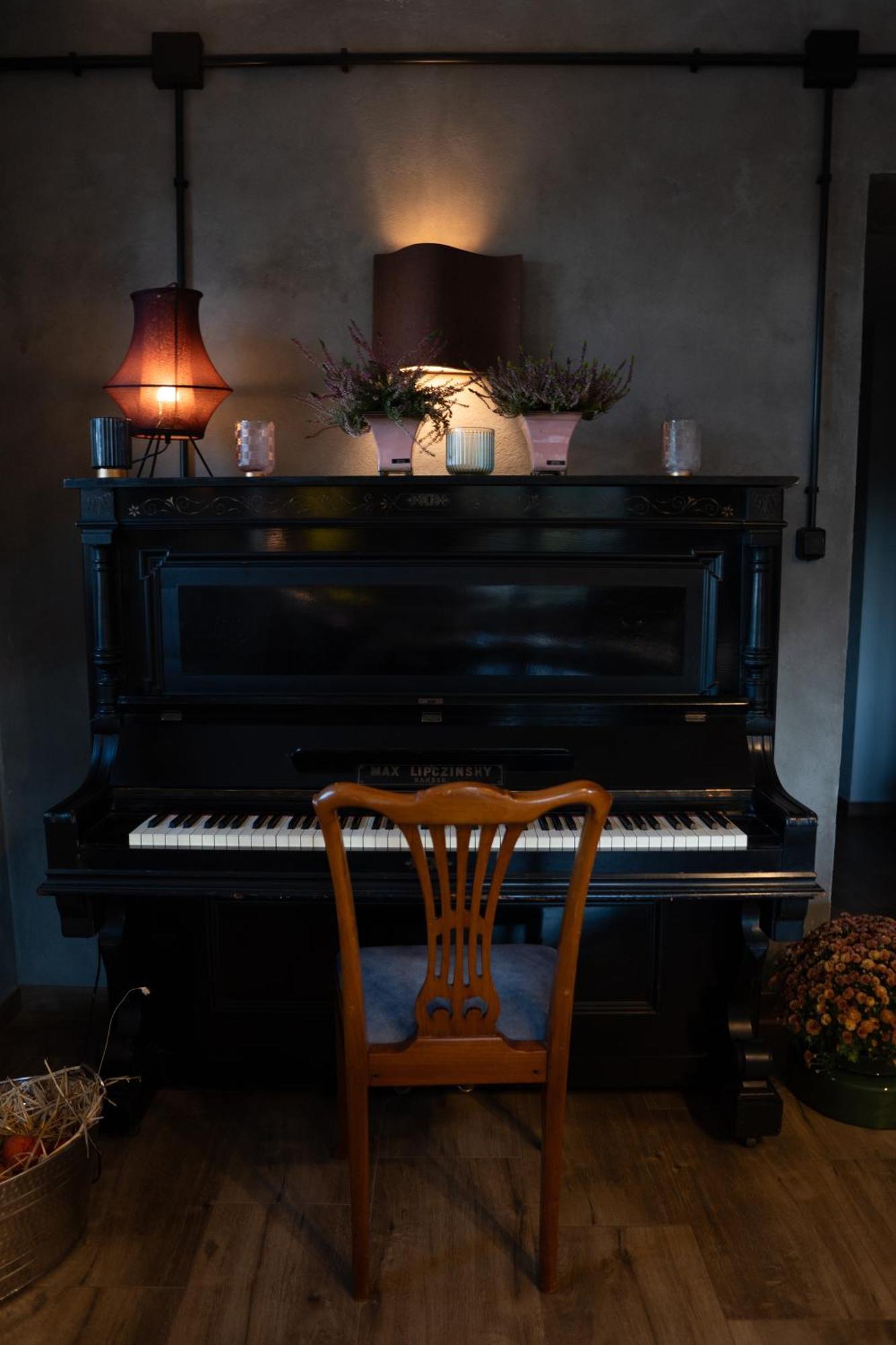 Uroczysko Olesnica Bed & Breakfast Chodziez Bagian luar foto