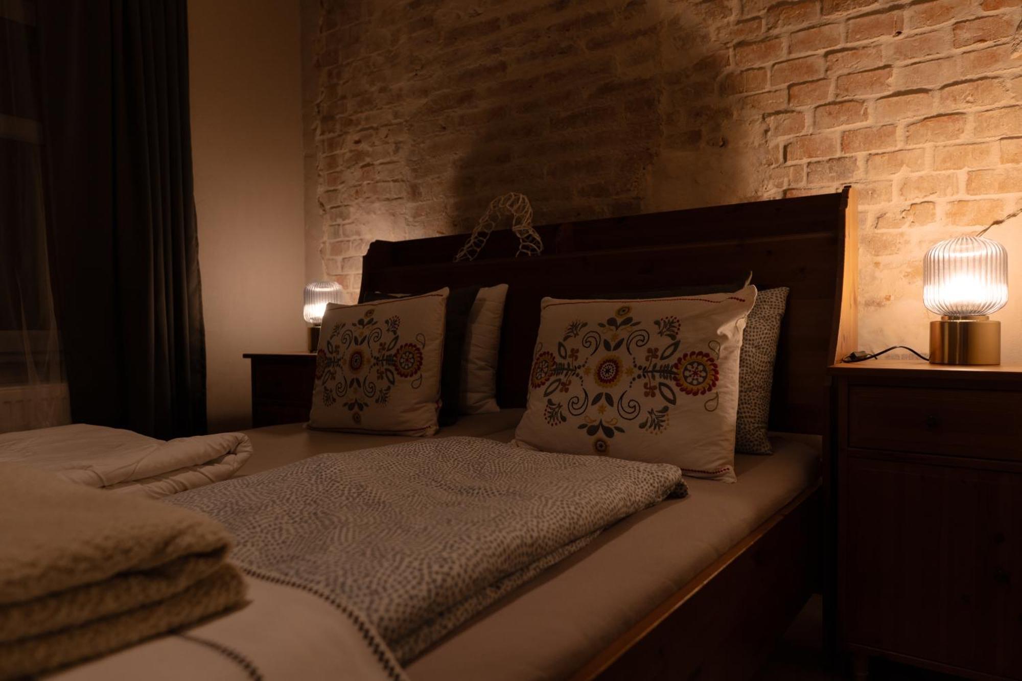 Uroczysko Olesnica Bed & Breakfast Chodziez Ruang foto