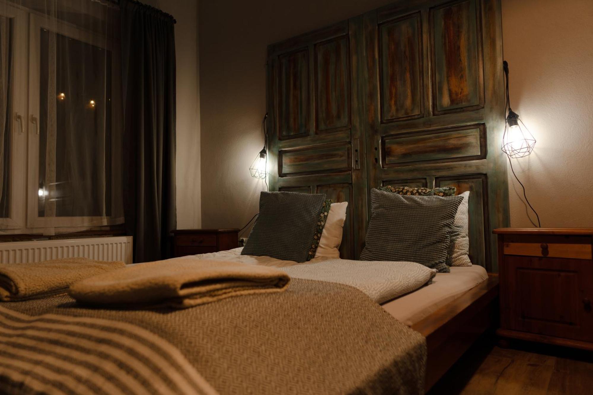 Uroczysko Olesnica Bed & Breakfast Chodziez Ruang foto